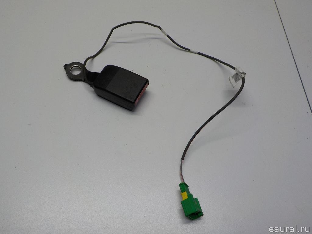 Ответная часть ремня безопасности