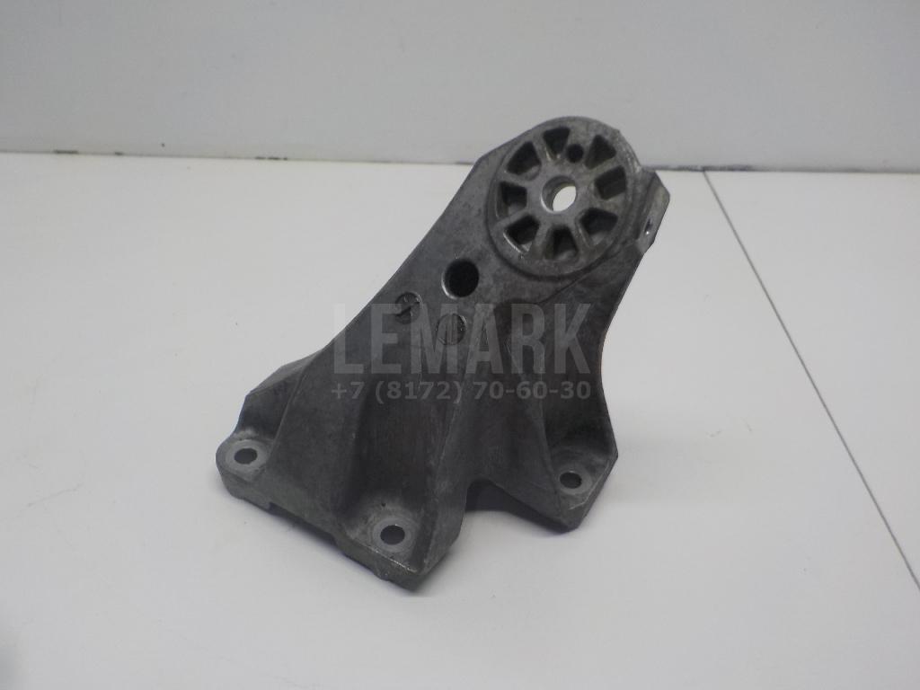 Кронштейн двигателя правый 7L6199308B VAG