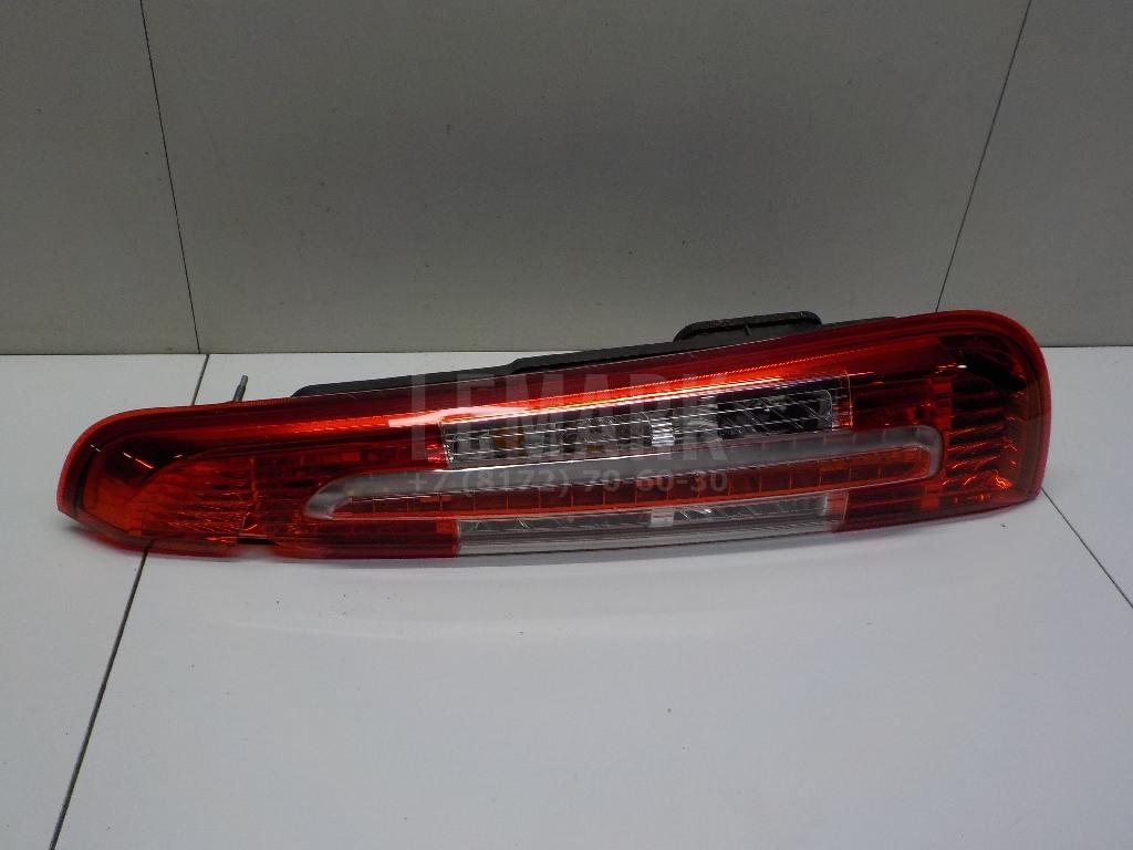Фонарь задний правый 1543051 Ford