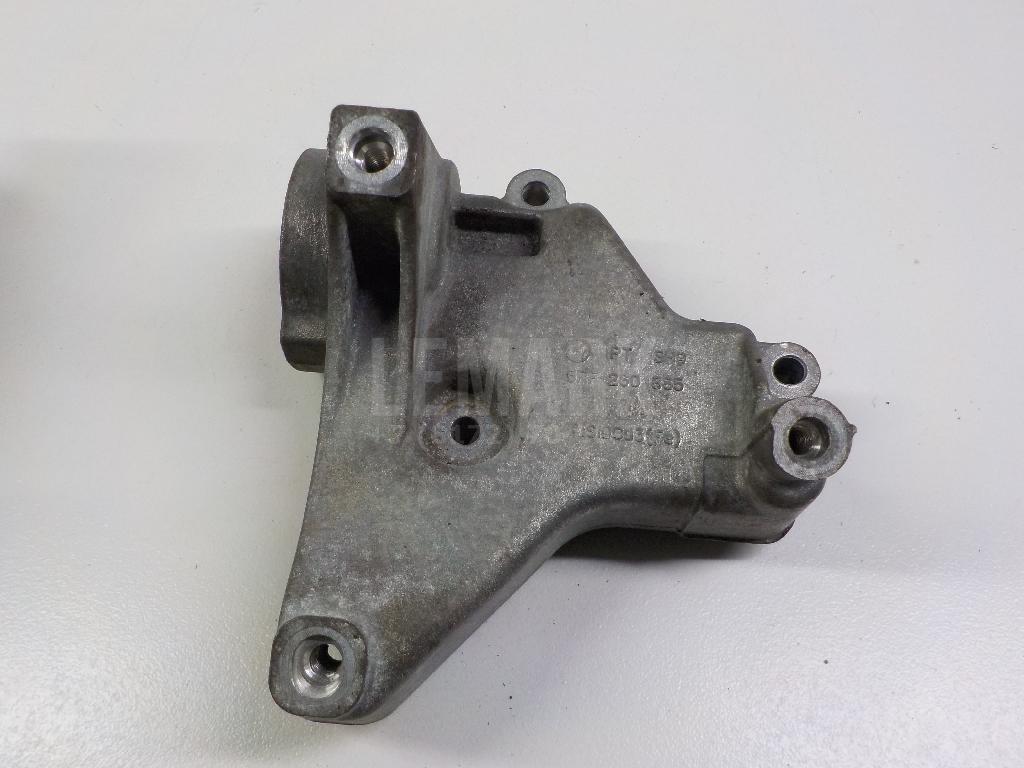 Кронштейн кондиционера 6RF260885 VAG
