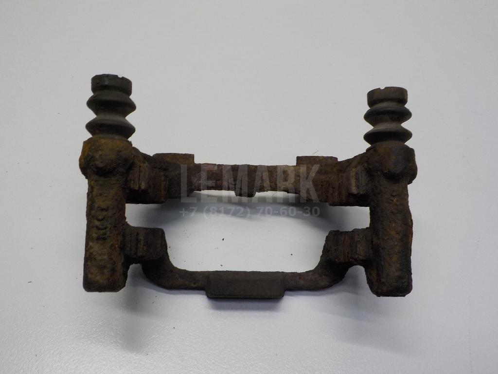 Скоба суппорта заднего правого 5K0615426 VAG