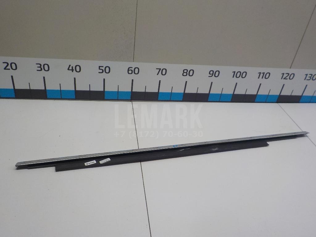 Накладка стекла заднего левого для  BMW 1-serie F20/F21 2011-2019