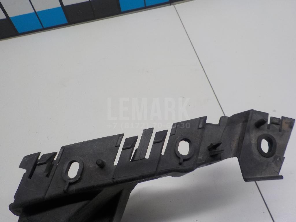 Направляющая переднего бампера правая для  BMW 3-serie E46 1998-2005