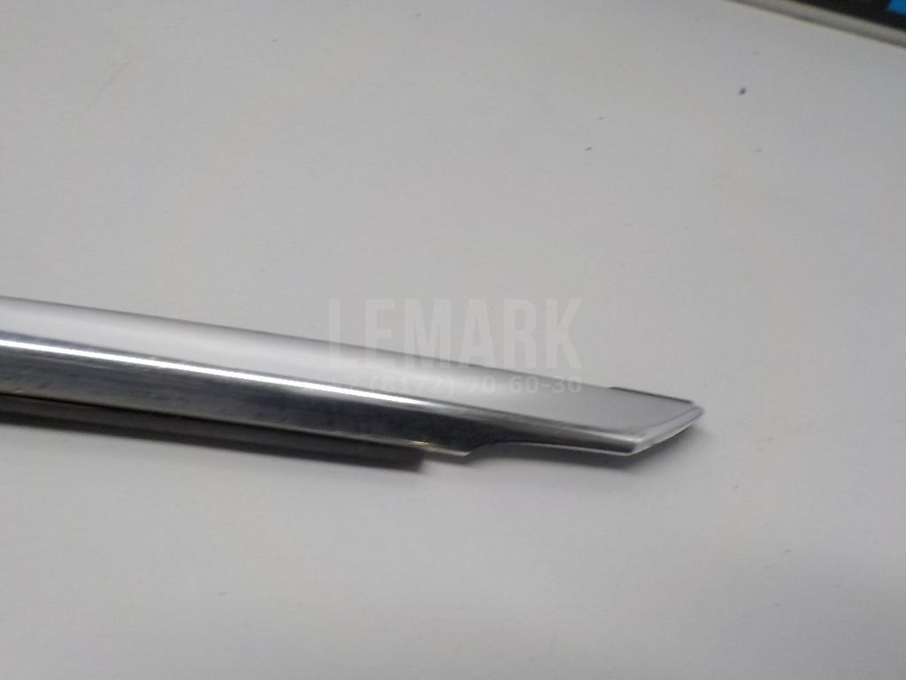 Накладка стекла переднего левого для  BMW 3-serie F34 GT 2012-2020