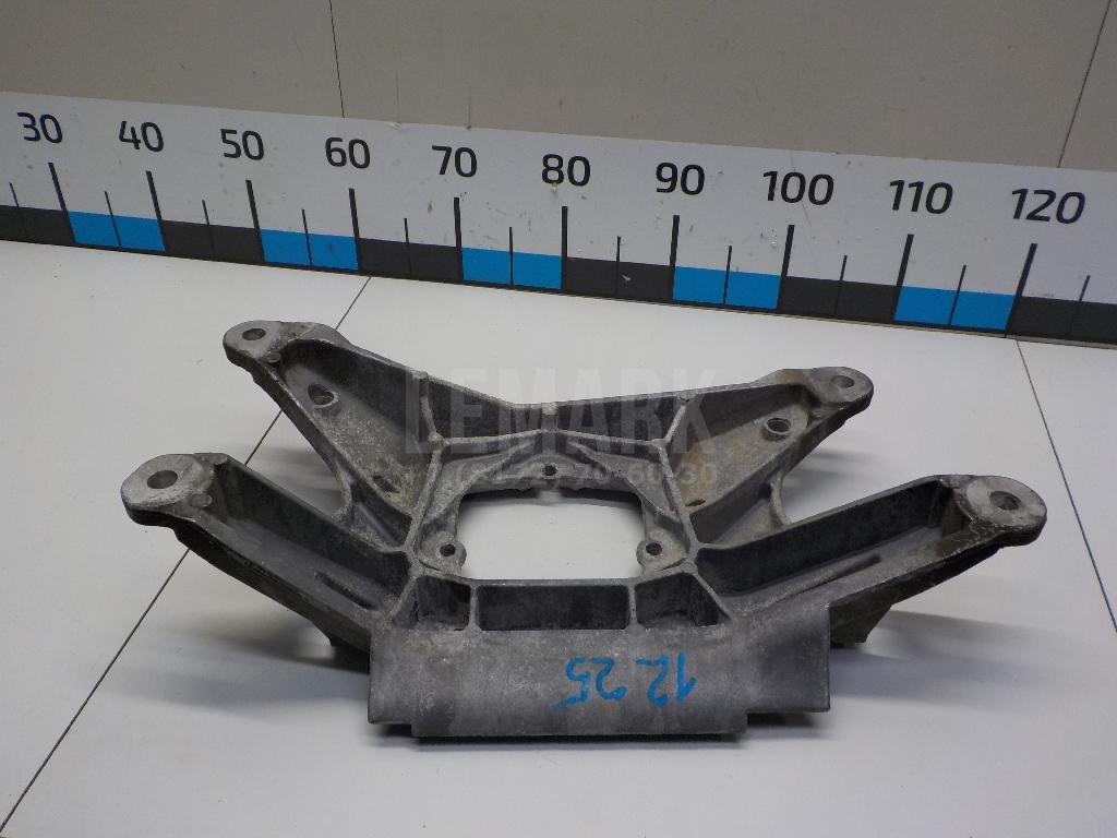 Кронштейн опоры КПП для  BMW 2-serie F22/F23/F87 2013-2020
