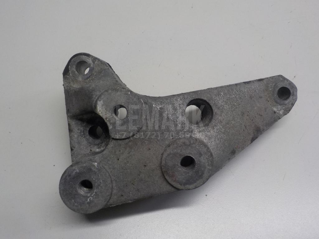 Кронштейн опоры КПП 90575142 GM