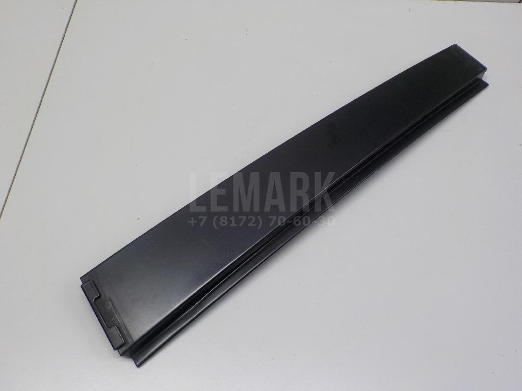 Накладка двери задней правой 1T0839890A03C VAG