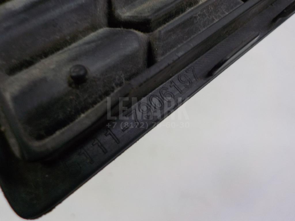 Решетка на противотуманную фару для  Audi A6 [C6,4F] 2004-2011