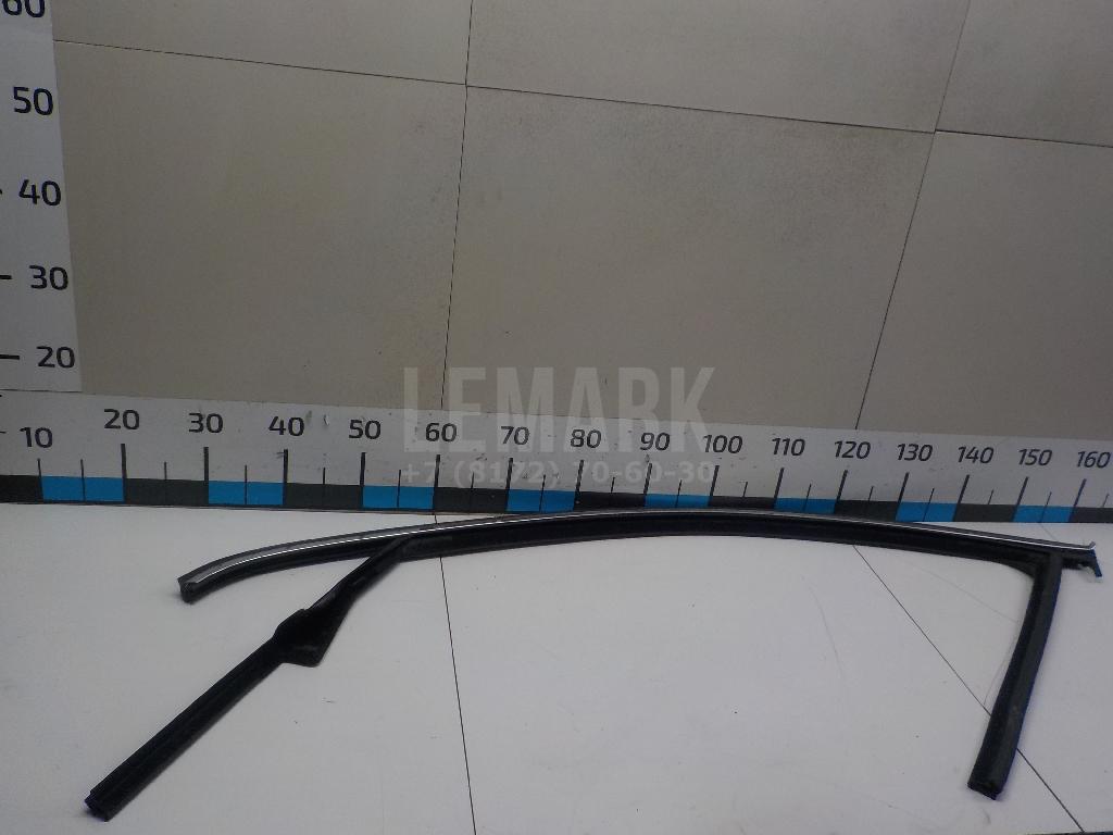 Уплотнитель стекла двери 1K5837431D5AP VAG