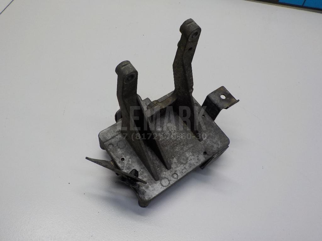 Кронштейн блока управления двигателем