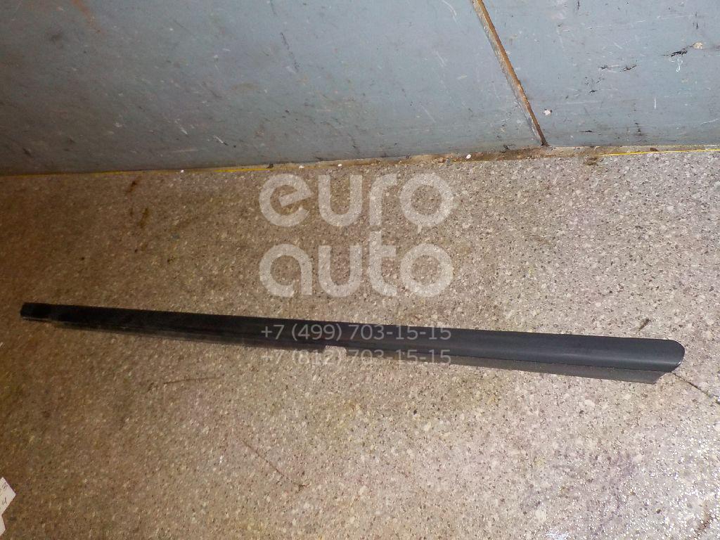 Накладка стекла заднего правого для Mercedes Benz W203 2000-2006 в Москве