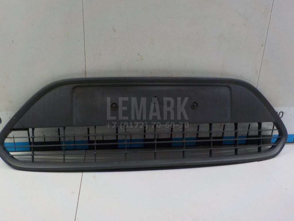 Решетка в бампер центральная 8M5117B968A Ford