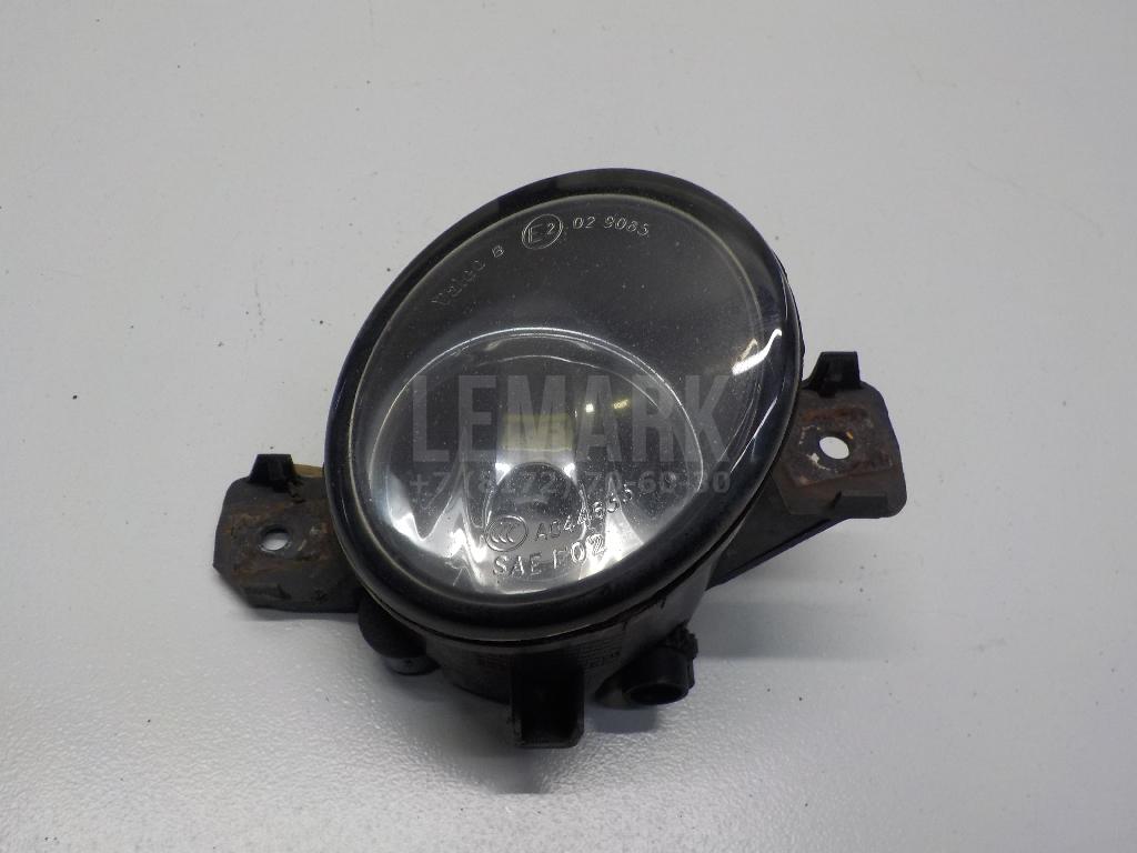 Фара противотуманная правая 261508990A Nissan