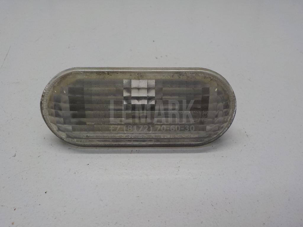 Повторитель на крыло белый 1336185 Ford