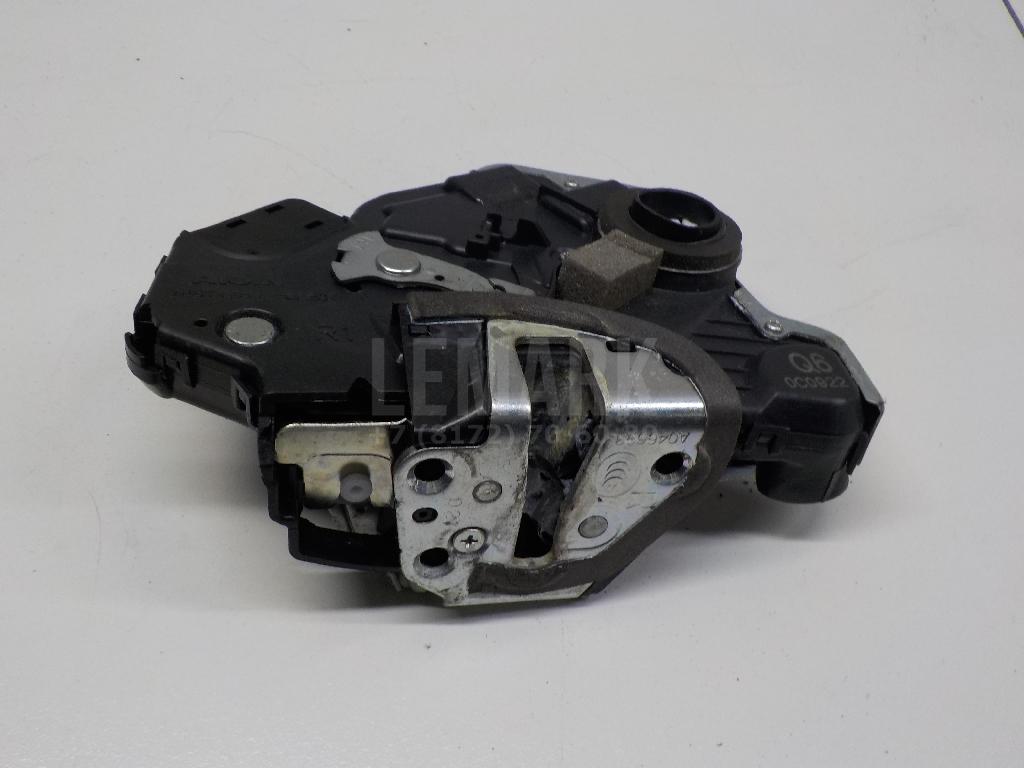 Замок двери передней правой 6903053080 Toyota