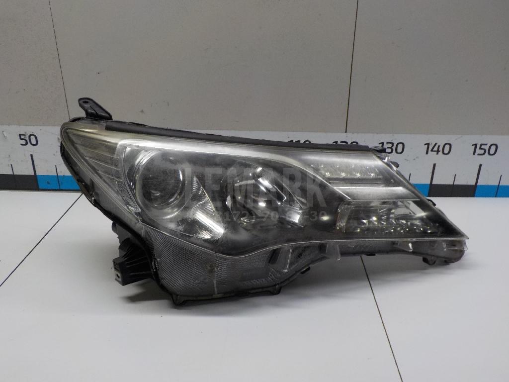 Фара правая 8113042552 Toyota