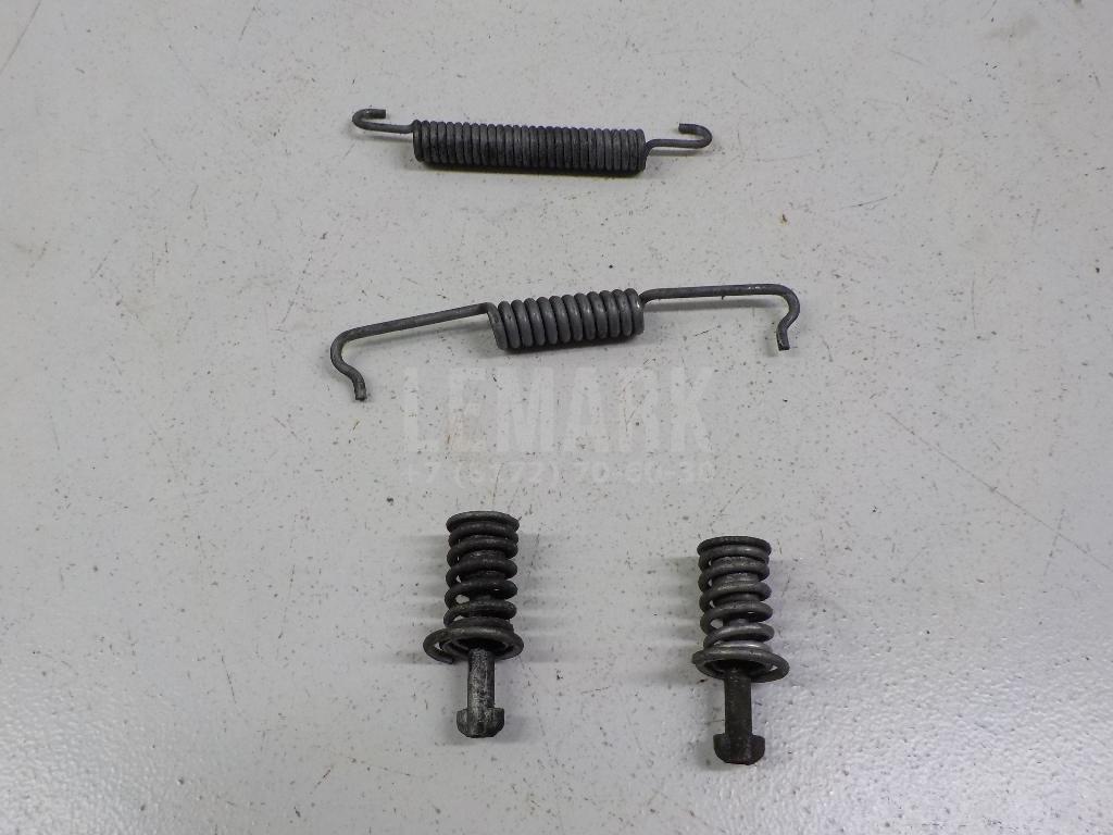 Установочный к-кт колодок ручного тормоза 34410038346 BMW