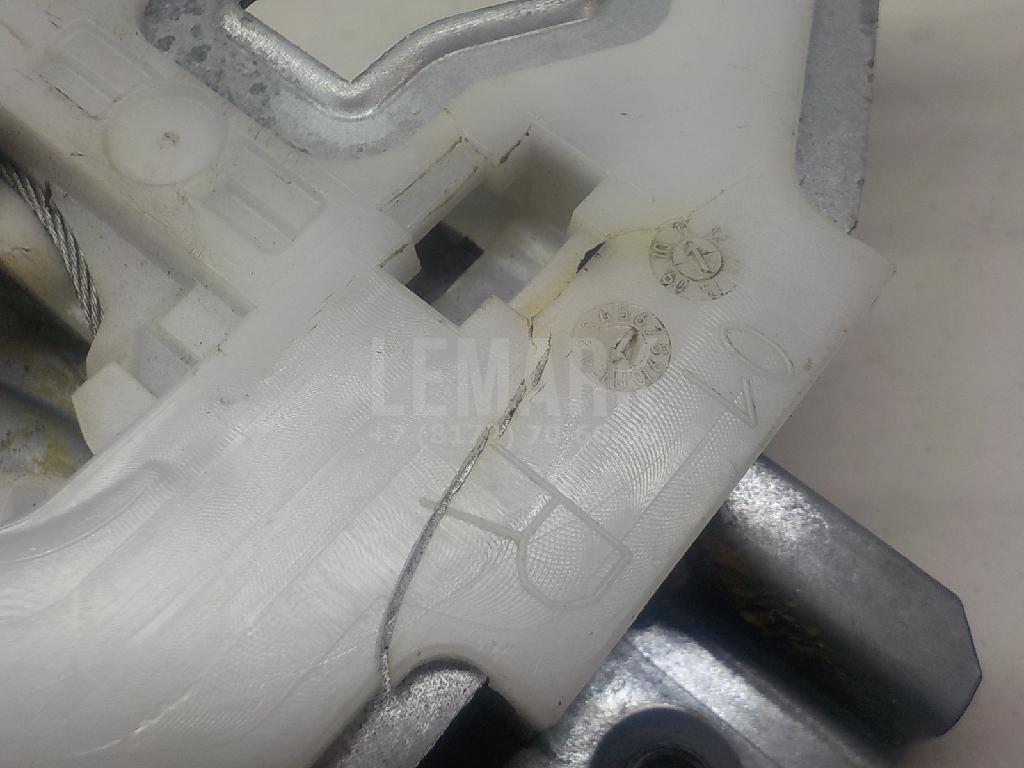 Стеклоподъемник электр. передний правый для  Ford Fiesta 2008-2019