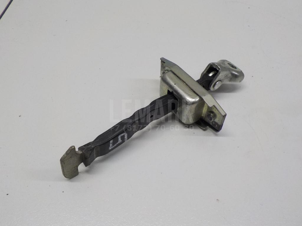 Ограничитель двери 6861042051 Toyota