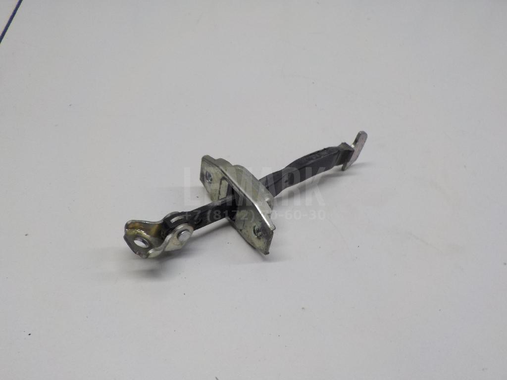 Ограничитель двери 6863042041 Toyota