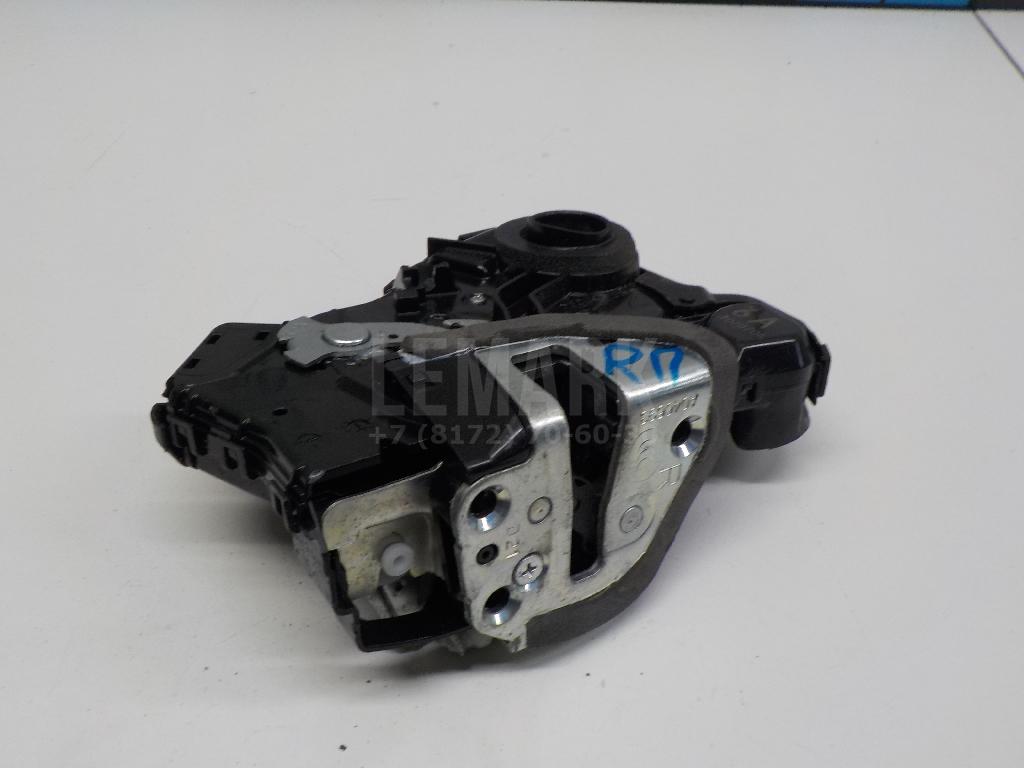 Замок двери передней правой 6903042210 Toyota
