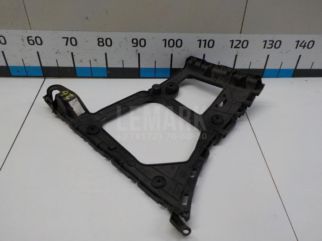 Направляющая заднего бампера правая для  BMW 4-serie F32/F33/F82 2012-2020