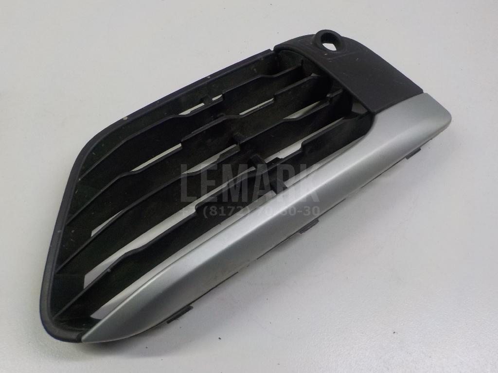 Решетка в бампер правая для  BMW X5 G05 2018