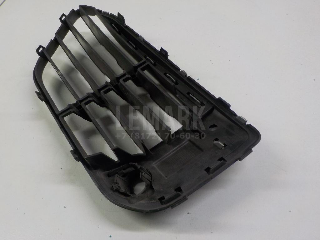 Решетка в бампер правая для  BMW X5 G05 2018