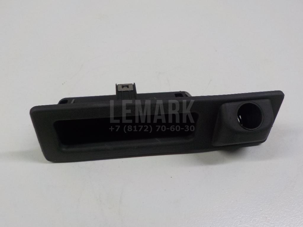 Кнопка открывания багажника