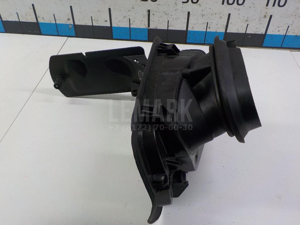 Ниша лючка бензобака для  BMW 3-serie E90/E91 2005-2012
