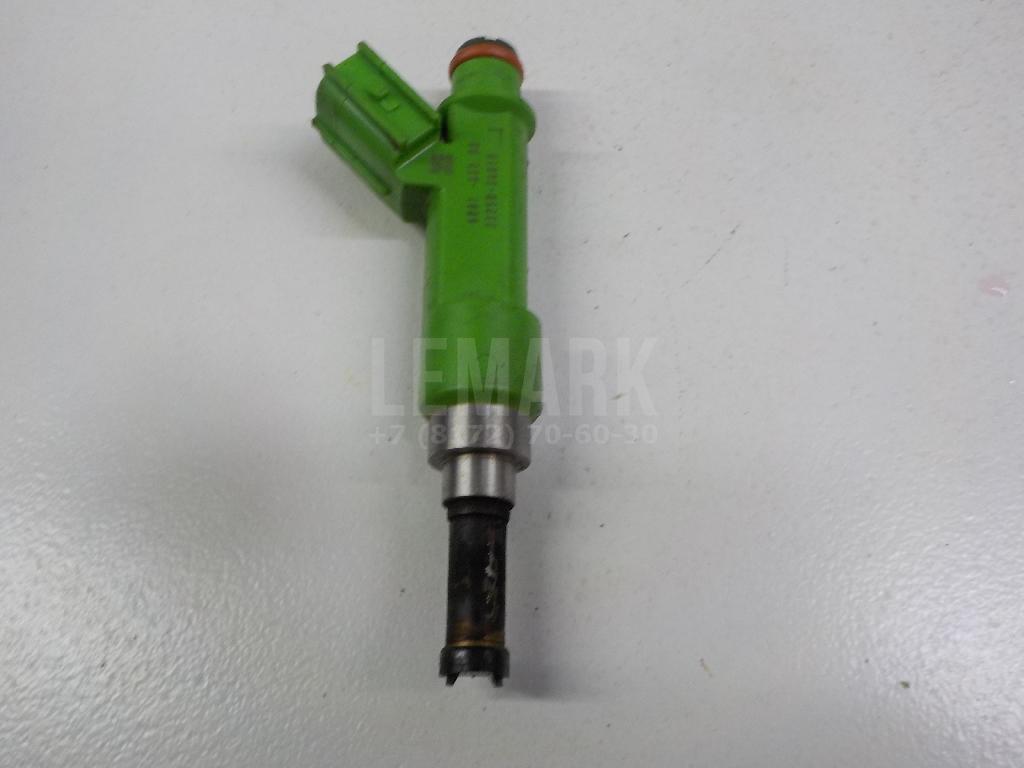 Форсунка инжекторная электрическая 2320939175 Toyota