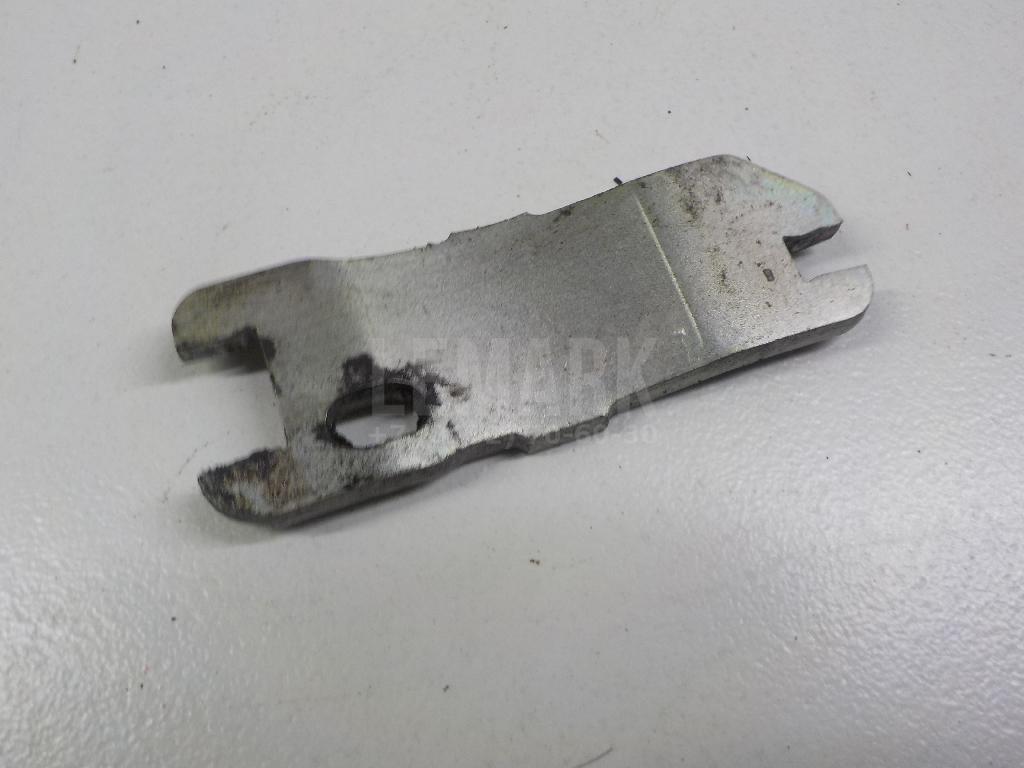 Планка регулировочная 4662242040 Toyota