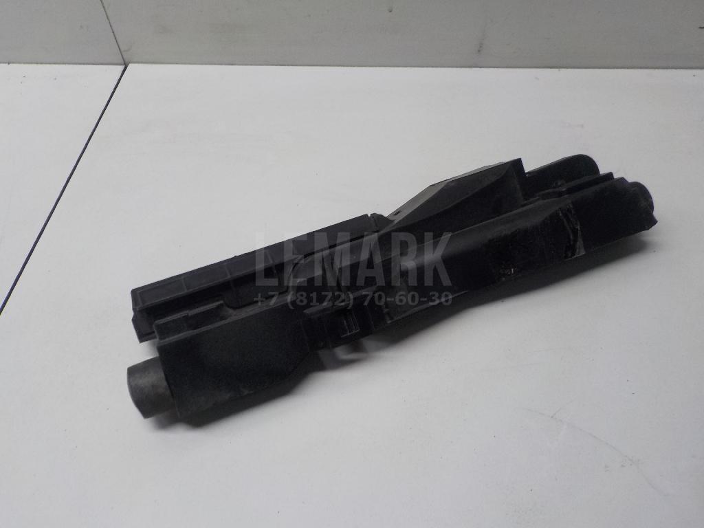 Кронштейн радиатора для  BMW X1 F48 2014-2022