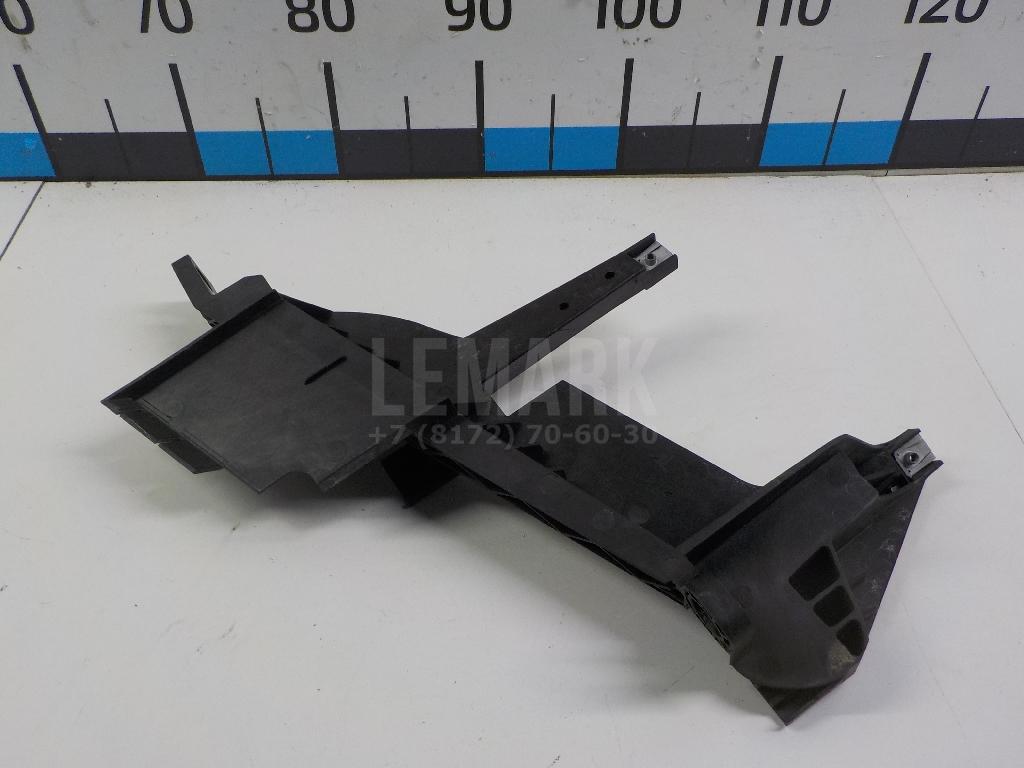 Кронштейн фар правый для  BMW 2-serie F22/F23/F87 2013-2020