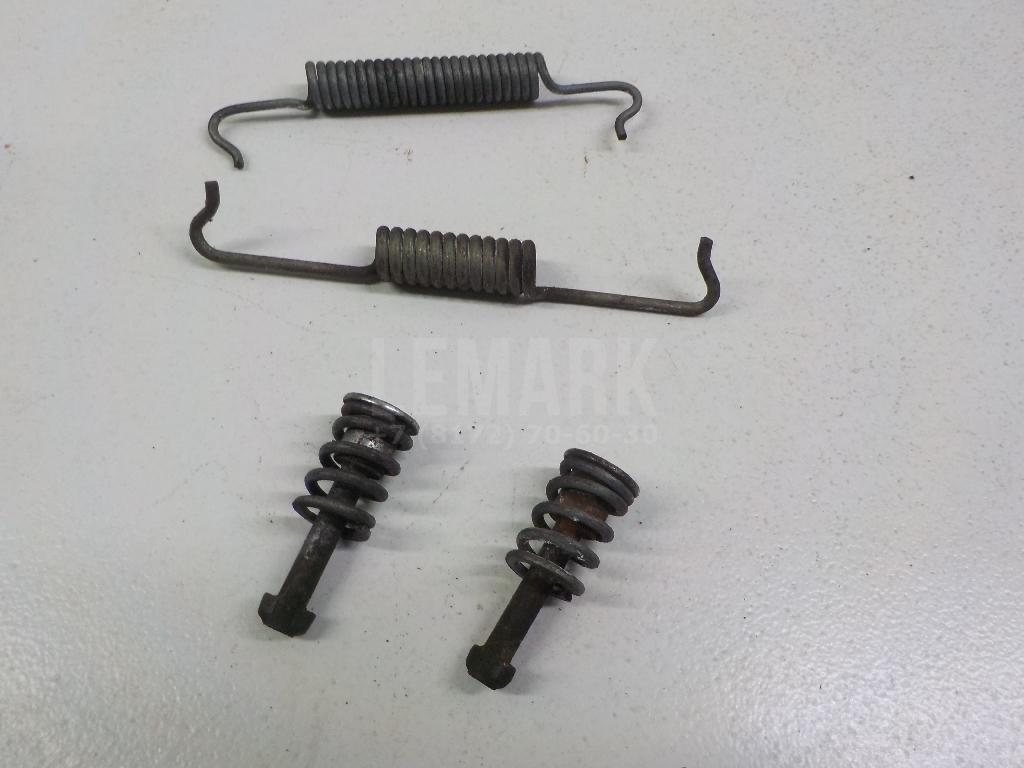 Установочный к-кт колодок ручного тормоза 1644200720 Mercedes Benz