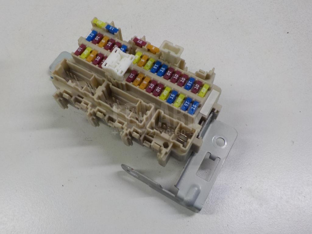Блок предохранителей 243504EB0A Nissan