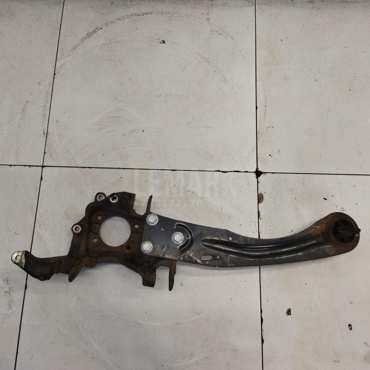 Кулак поворотный задний левый 2073015 Ford