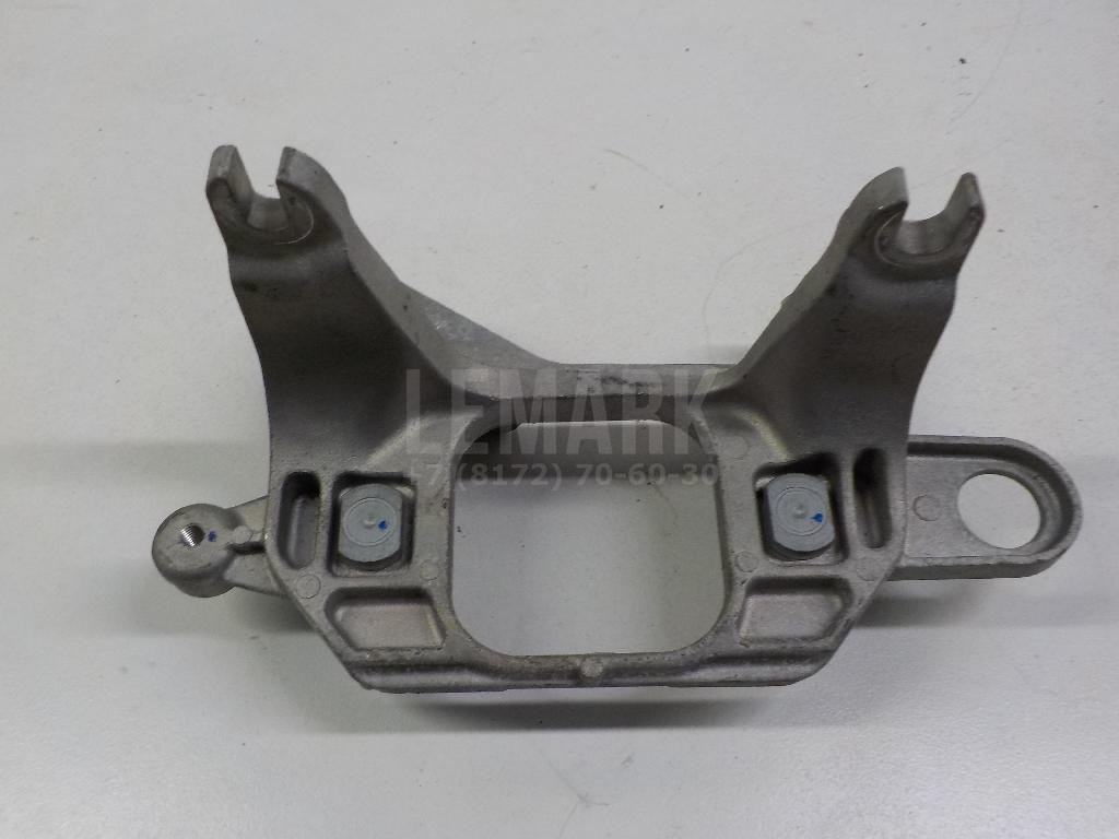 Кронштейн опоры двигателя 1122200Q0B Nissan