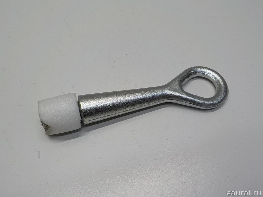 Крюк буксировочный