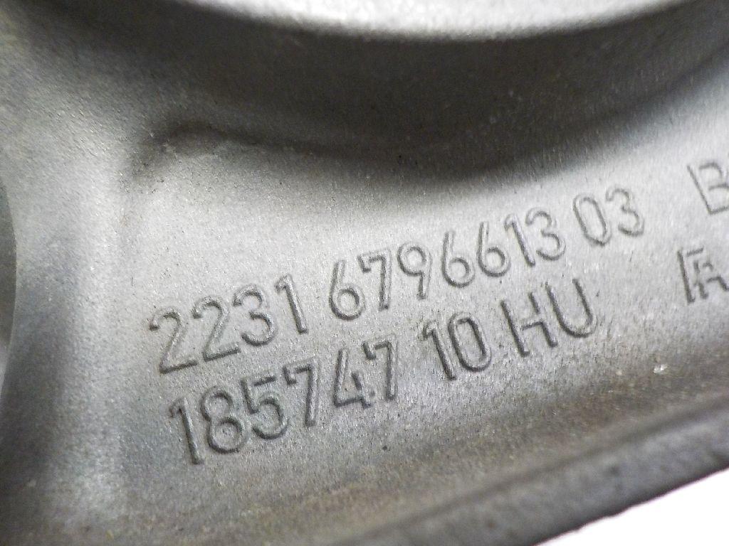 Кронштейн опоры КПП для  Audi A3 [8P1] 2003-2013