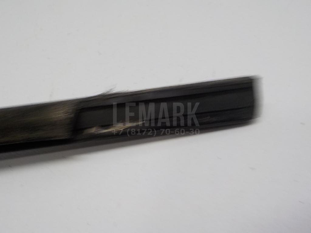 Накладка стекла заднего правого для  BMW 1-serie E82/E88 2007-2013