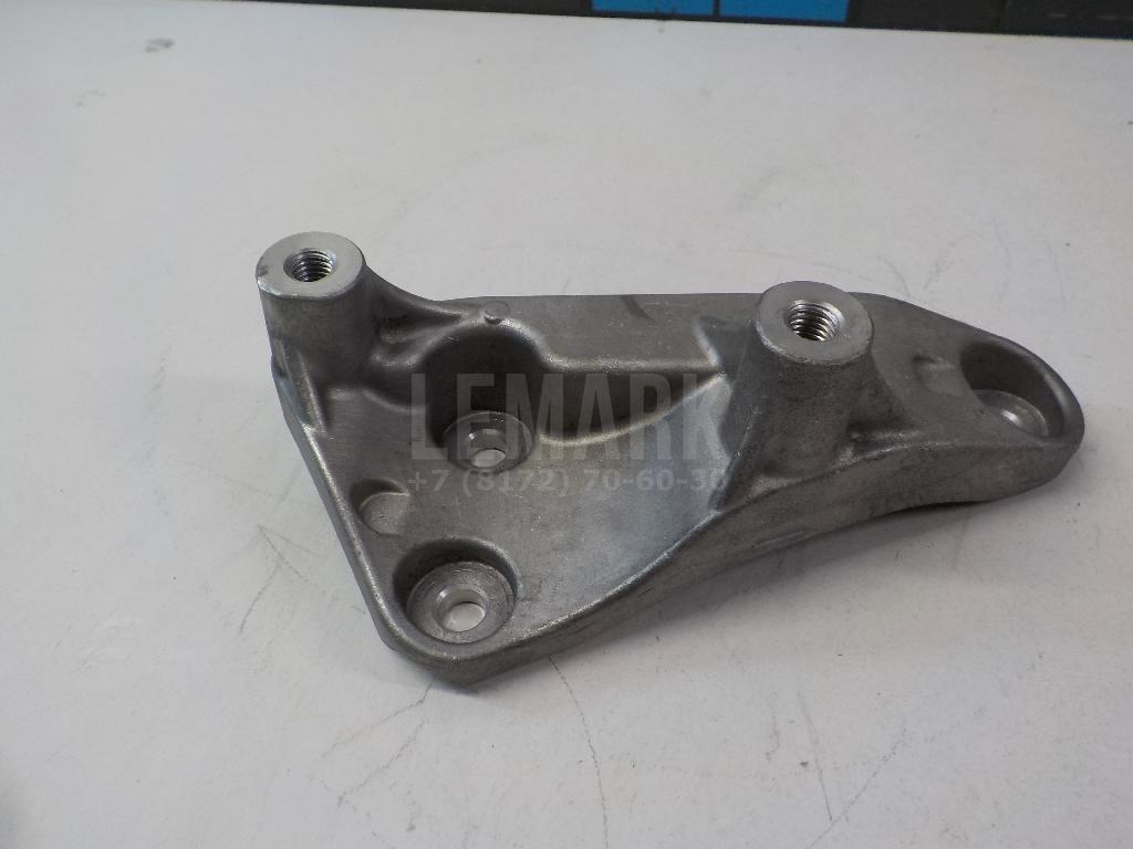 Кронштейн (сопут. товар) для  Audi 100/200 [43] 0-1983