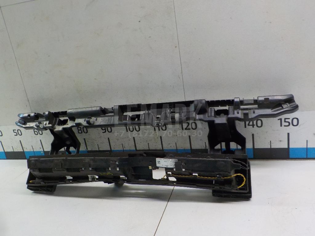 Кронштейн заднего бампера для  BMW 7-serie G11/G12 2015-2022