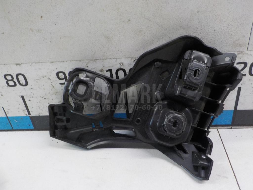Направляющая заднего бампера правая для  BMW 4-serie F32/F33/F82 2012-2020