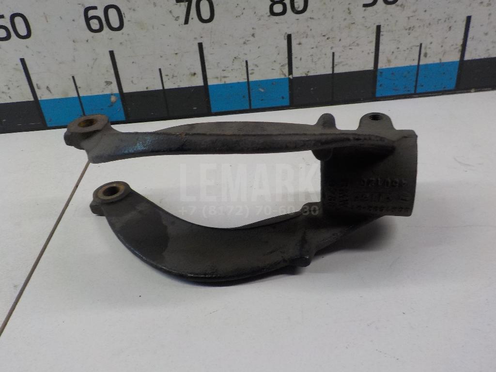 Кронштейн амортизатора правый для  BMW 1-serie E82/E88 2007-2013