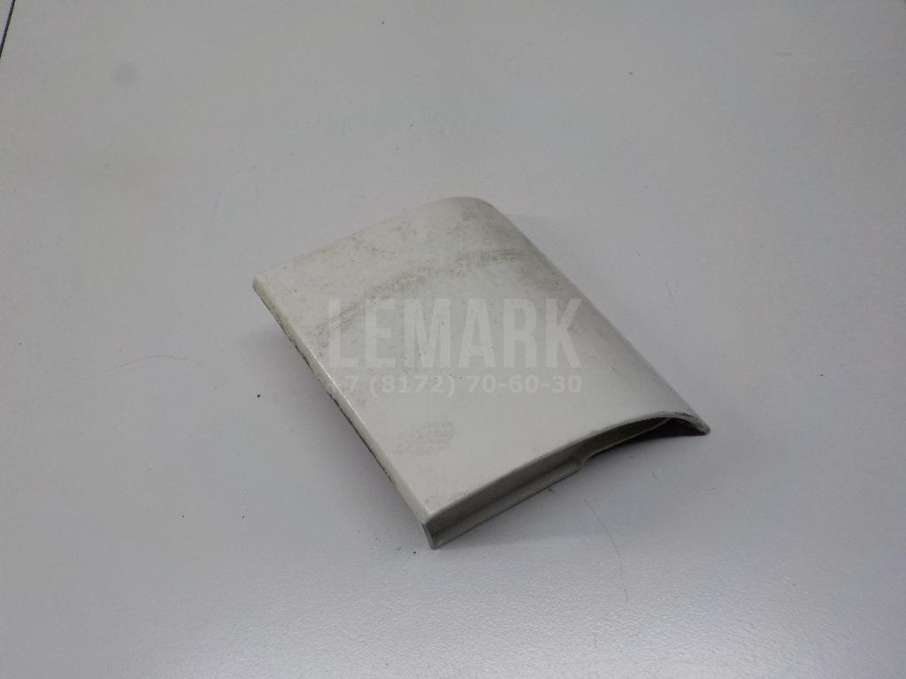 Молдинг переднего правого крыла для  BMW 1-serie E87/E81 2004-2011