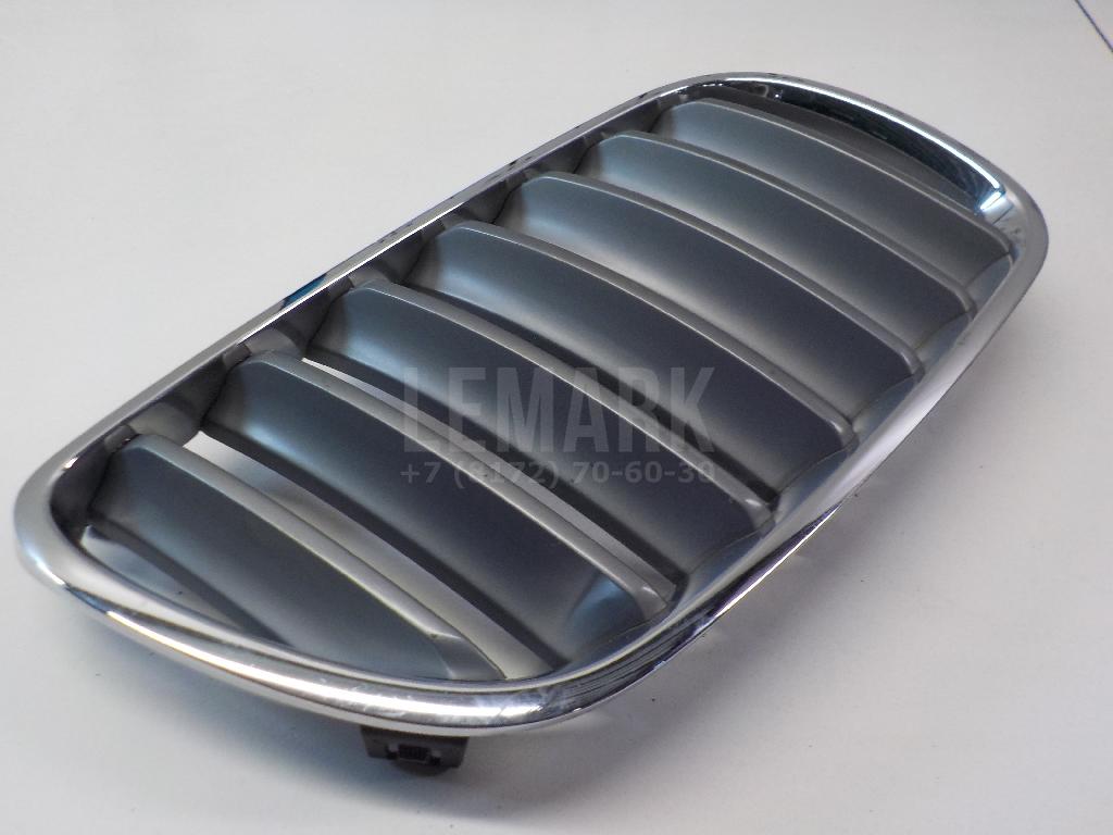 Решетка радиатора правая для  Audi A4 [B7] 2005-2007