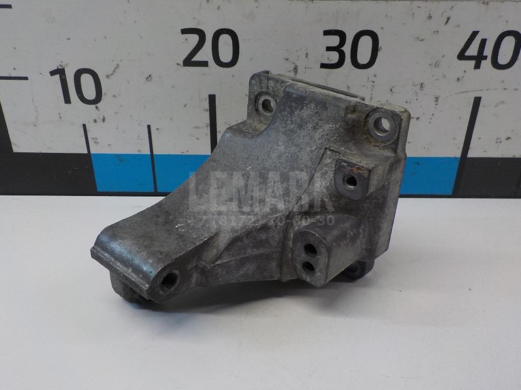 Кронштейн генератора 125110T020 Toyota