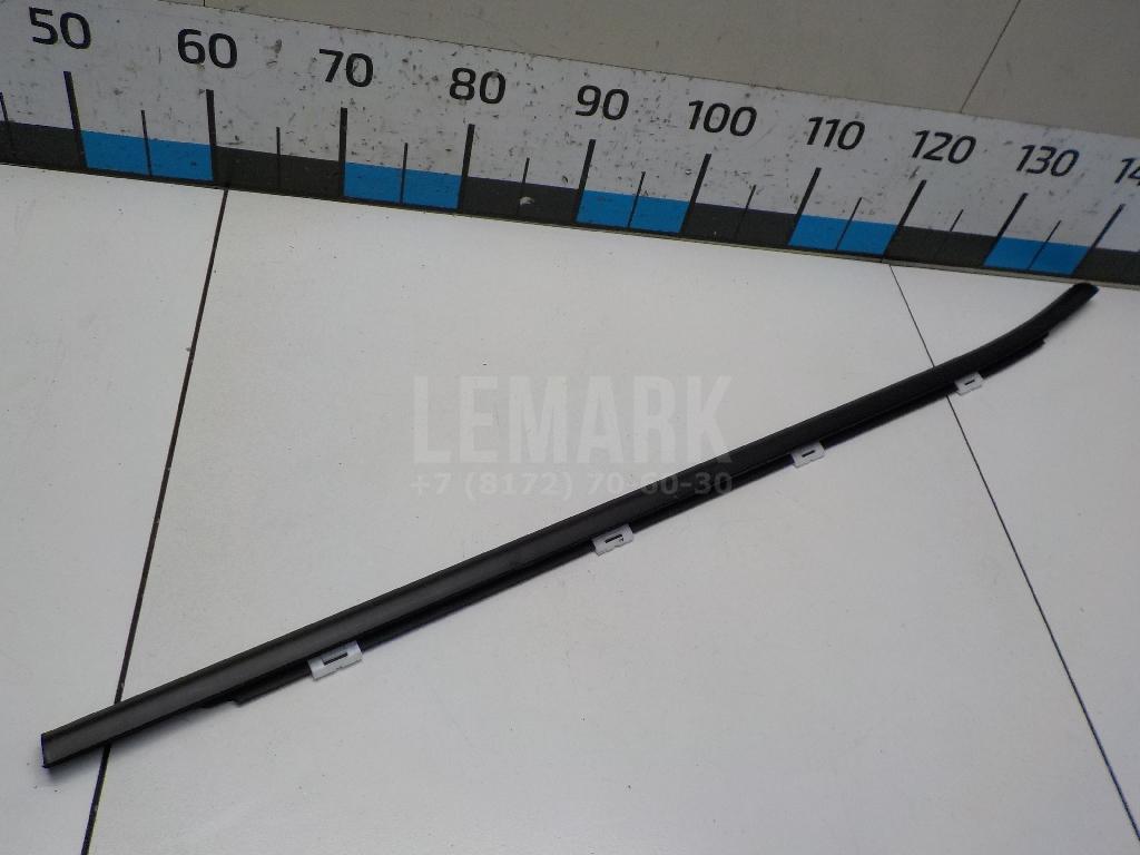 Накладка стекла заднего левого 83210D3000 Hyundai-Kia