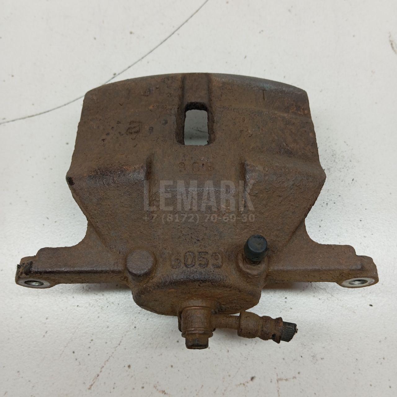 Суппорт тормозной передний правый 41001JD00A Nissan